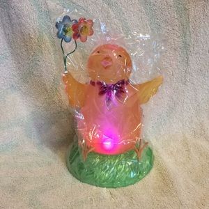 NIB Vintage Avon Lighted Spring Chick Color change